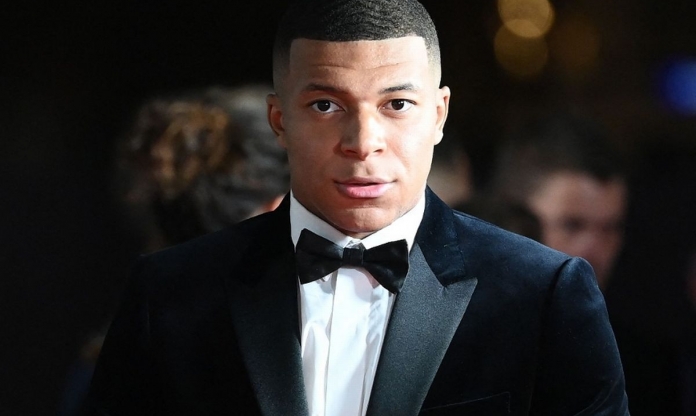 Mbappe chính thức xác định tương lai tại PSG