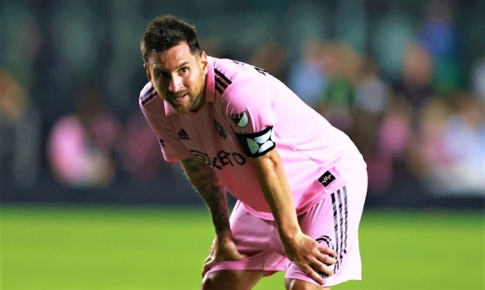 Mới hóa người hùng, Messi bất ngờ bị đối xử tồi tệ trên đất Mỹ