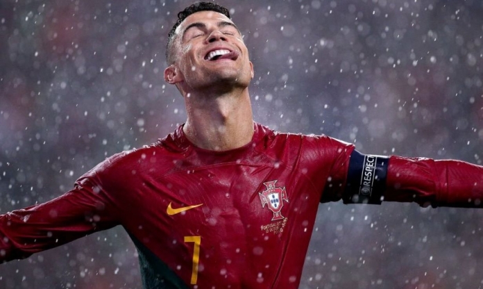 HLV Bồ Đào Nha tiết lộ điều khiến tất cả 'phát cuồng' về Ronaldo