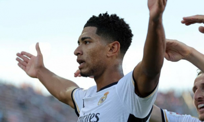 Bellingham tỏa sáng rực rỡ, Barca thua đau Real Madrid ngay trên sân nhà