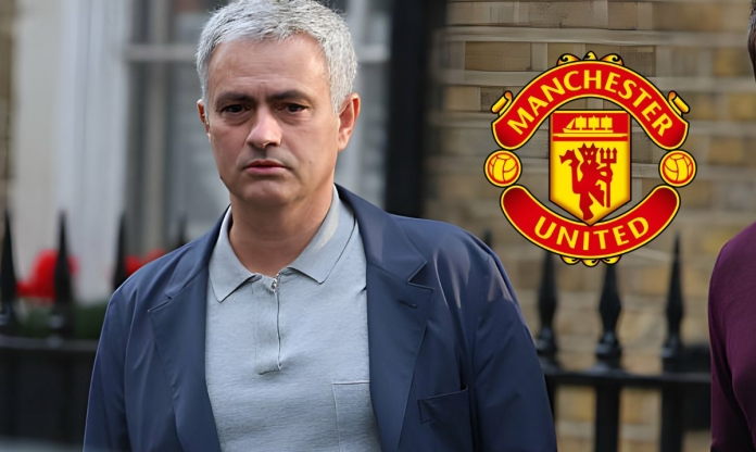 Chuyển nhượng MU 19/1: Chính thức chia tay cầu thủ thứ 7, Mourinho tái xuất Old Trafford?