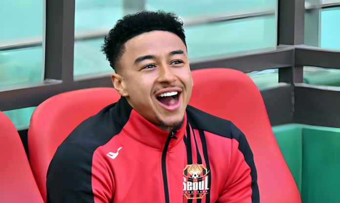 Vừa tới Hàn Quốc, Jesse Lingard đã nhận 'mưa gạch đá' từ HLV