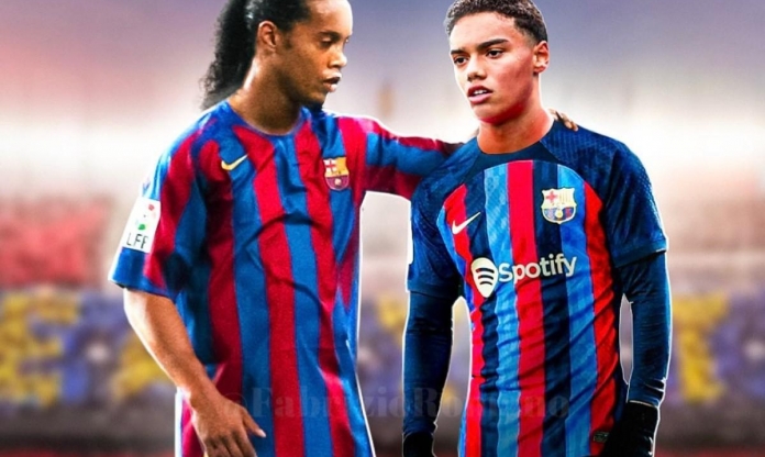Vừa được Xavi triệu tập, con trai Ronaldinho đã gây sốt tại Barca