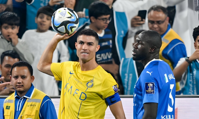 Ronaldo có động thái đầu tiên sau 'scandal' tại Ả Rập Saudi