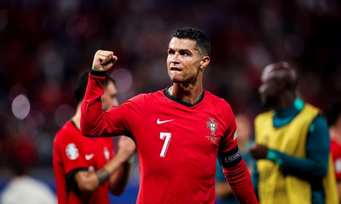 Ronaldo phản ứng mãnh liệt sau khi Bồ Đào Nha giành 3 điểm