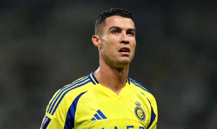 Ronaldo tỏa sáng, Al Nassr vẫn 'ngã ngựa' ngay trên sân nhà