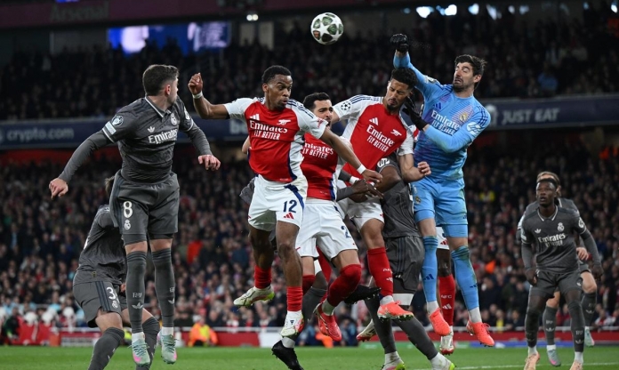 Thua muối mặt Arsenal, Real Madrid nhận thêm 'cú đúp' tin buồn