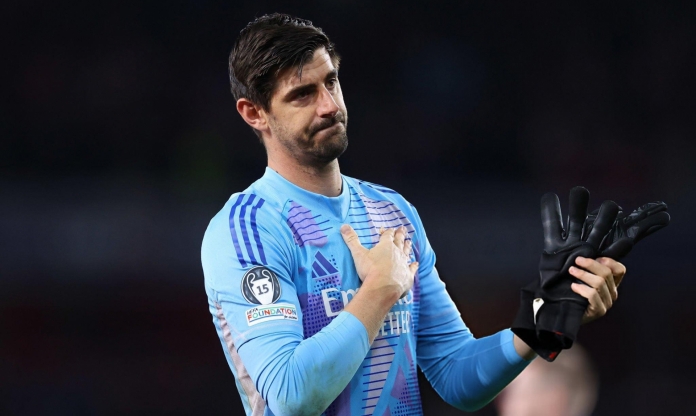 Thua đau Arsenal, Thibaut Courtois đổ lỗi cho hàng thủ Real Madrid