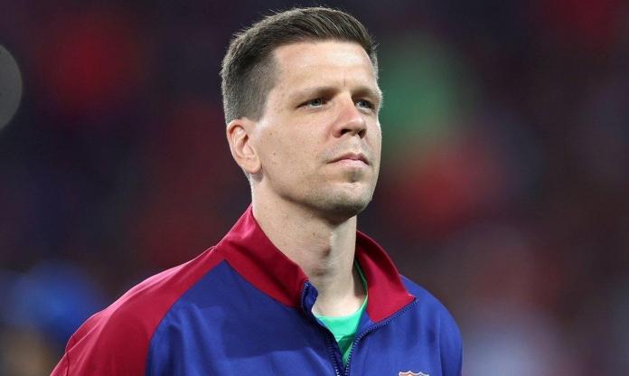 Barca đăng ký thành công lão tướng kỳ cựu vào phút chót