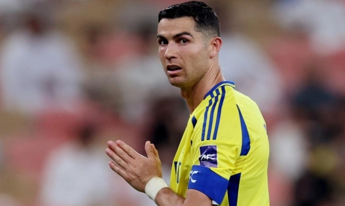 Ronaldo khiến người hâm mộ sửng sốt