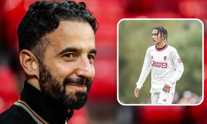 'Messi mới' của MU khiến CĐV phát cuồng với kỹ năng như Pele