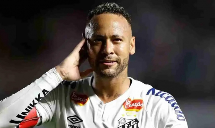 Không phải Barca, Neymar trên đường tái xuất 'gã khổng lồ' châu Âu