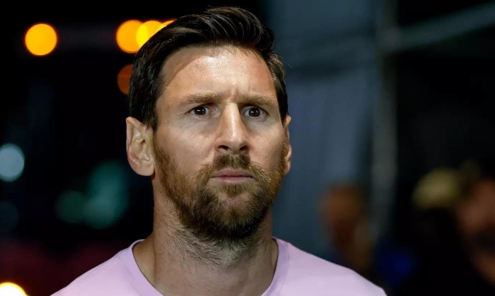 Lionel Messi gửi lời xin lỗi duy nhất đến 1 đối thủ sau khi ghi bàn