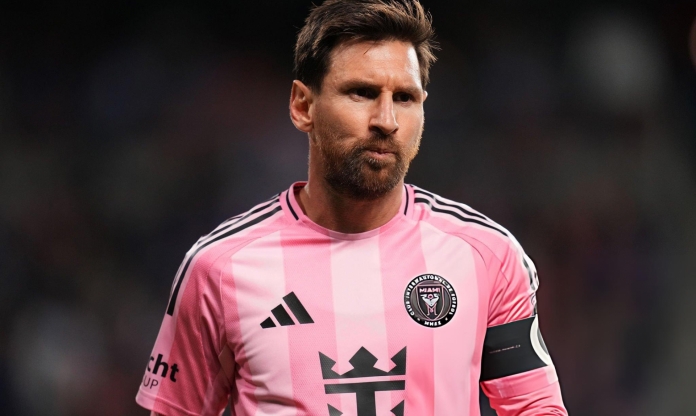 CHÍNH THỨC: Messi đạt cột mốc vĩ đại nhất lịch sử bóng đá