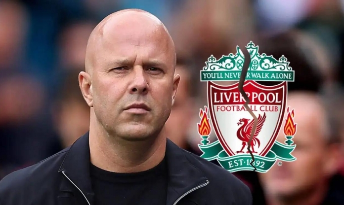 Thay thế Arne Slot, Liverpool liên hệ 'chiến lược gia' đình đám châu Âu