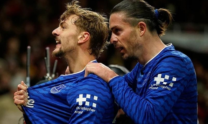 'Ác mộng' của MU tiết lộ tình trạng nội bộ sau tấm thẻ đỏ kỳ lạ