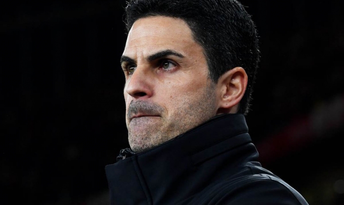Cựu hậu vệ xuất sắc bày cách để Arsenal đánh bại Man City