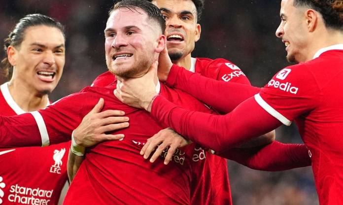 Mac Allister lập tức nhắc đến MU khi Liverpool đánh bại Sheffield