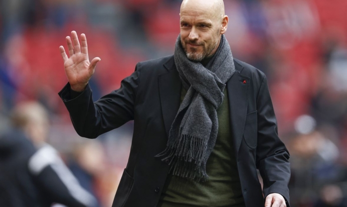 HLV Ten Hag có hành động đẹp với Liverpool trước trận đại chiến
