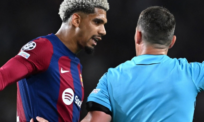 Tội đồ Barca đăng đàn xin lỗi NHM sau thất bại tại Champions League