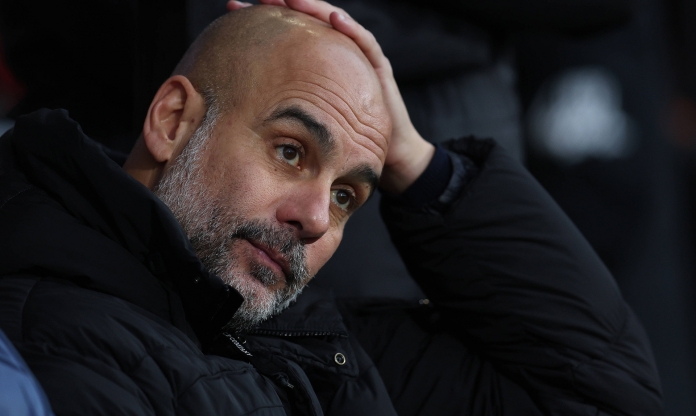 HLV Pep Guardiola bị cấm chỉ đạo tại Ngoại hạng Anh