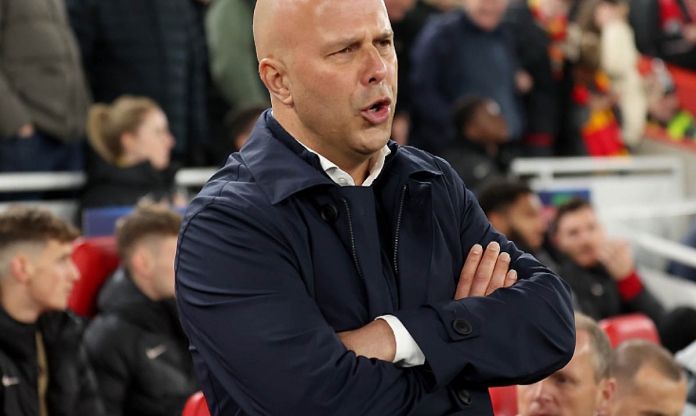 Slot phản bác nhận xét của 'phản đồ' Michael Owen