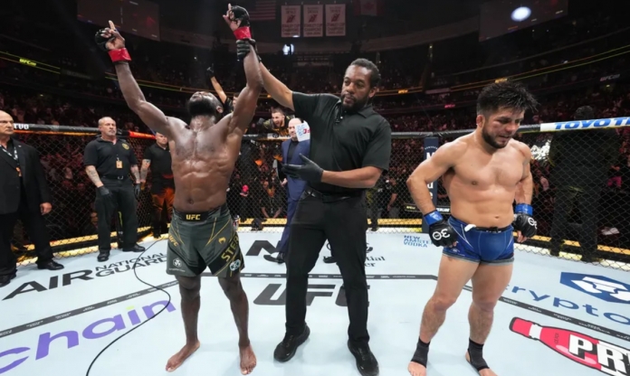UFC 288 hạ màn nghẹt thở: Sterling hạ huyền thoại Cejudo sau 5 hiệp, bảo vệ đai thành công