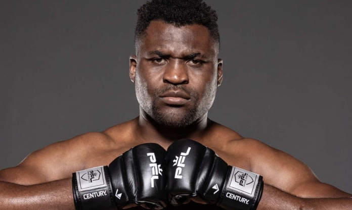 Cha Tyson Fury thất vọng trước kỹ năng của Francis Ngannou: 'Tôi hy vọng đó là trò đùa'