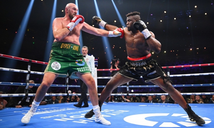 Francis Ngannou có thể tranh đai vô địch quyền anh hạng nặng ngay ở trận đấu chuyên nghiệp thứ 3