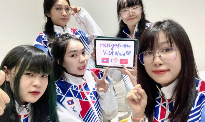ĐT Tốc Chiến Nữ Lào: ‘Chúng tôi rất thích bánh xèo và bánh cuốn của Việt Nam’