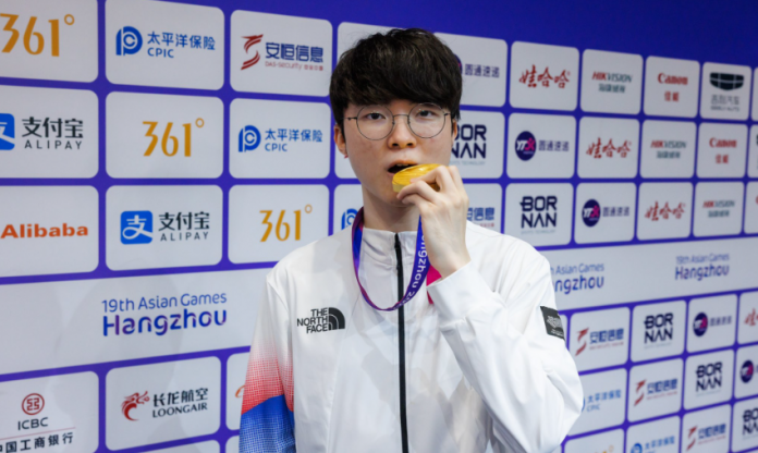 Faker được miễn nghĩa vụ quân sự?