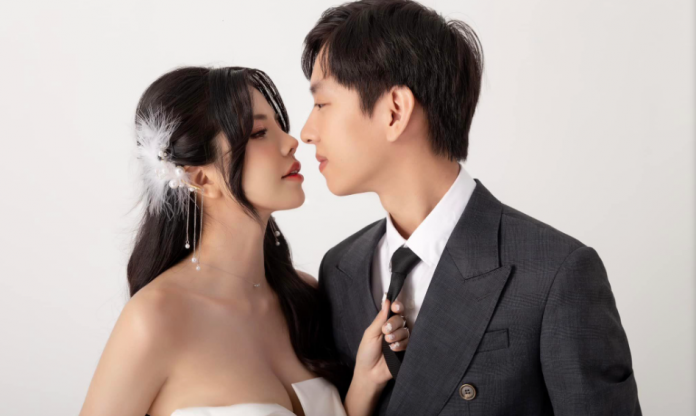 LMHT: Văn Tùng - Mai Dora tổ chức lễ cưới