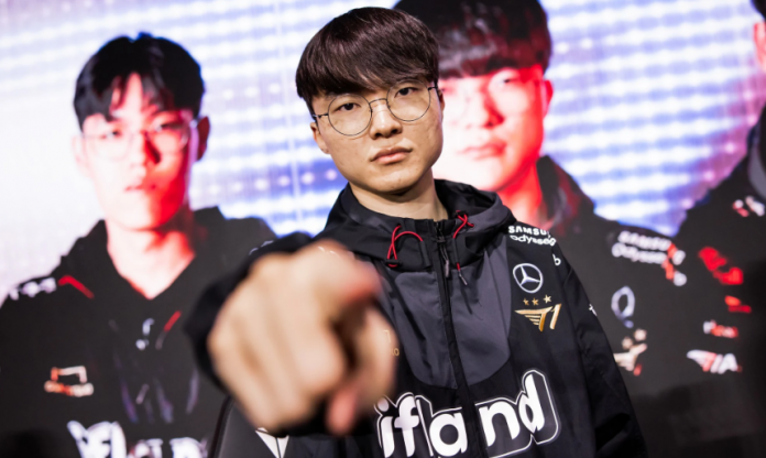 Faker 'Shurima Shuffle' đẩy cả team JDG về nước | CKTG 2023