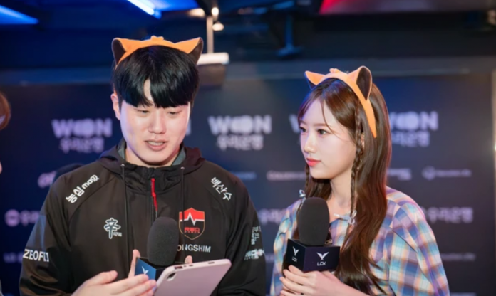LMHT: Tuyển thủ vô danh phá kỷ lục của Faker