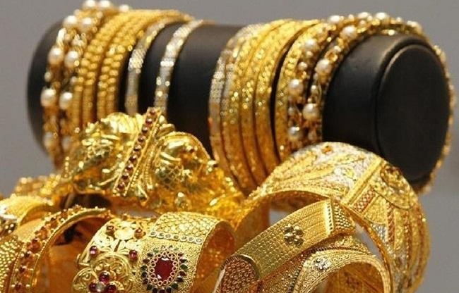 Giá vàng hôm nay sáng 10/8: SJC vẫn giữ ở mức cao