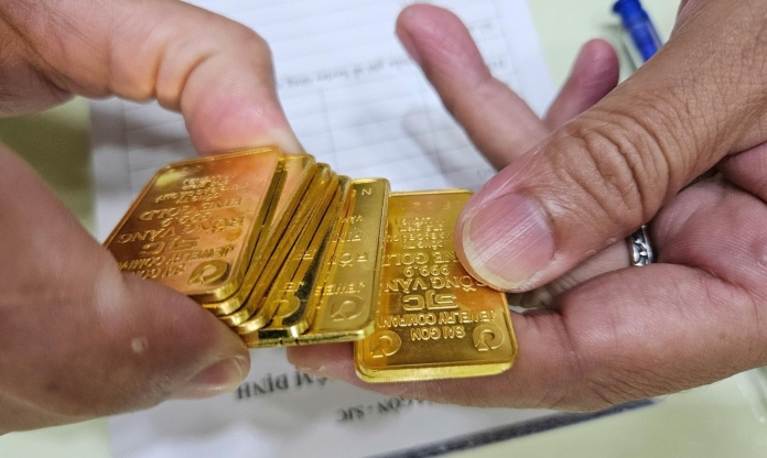 Giá vàng hôm nay tối 19/8: PNJ tăng nhẹ