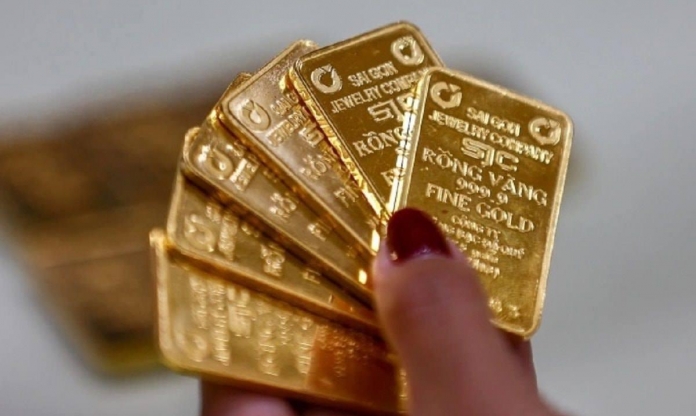 Giá vàng hôm nay sáng 2/9: Vàng miếng SJC giữ ở mức cao kỷ lục