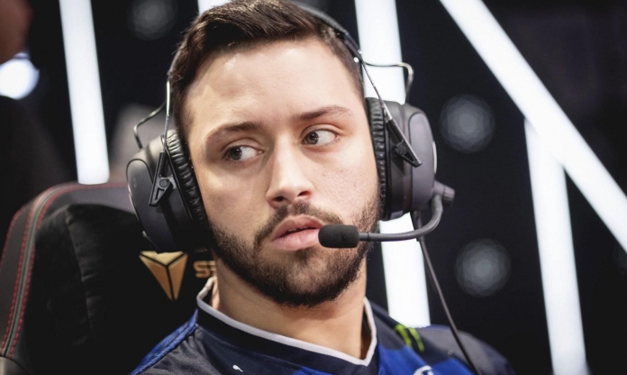 Team Liquid chia tay người chơi đường giữa APA