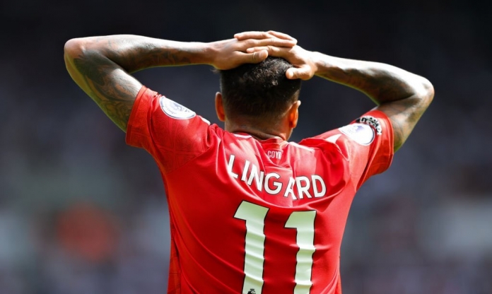 Lingard nhận 'cơn mưa tiền' trong ngày lịch sử của Nottingham Forest