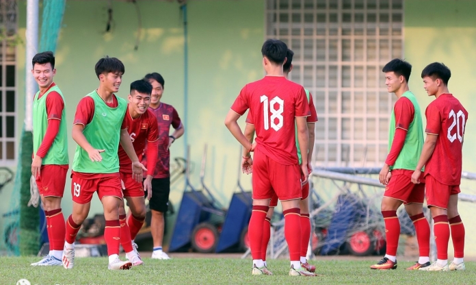 U22 Việt Nam thoải mái trước trận gặp U22 Singapore