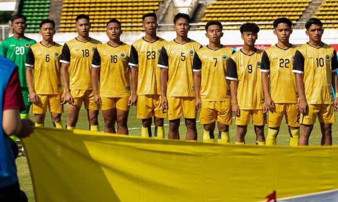 FIFA phạt nặng một đội tuyển Đông Nam Á, dừng hẳn gần như mọi hoạt động