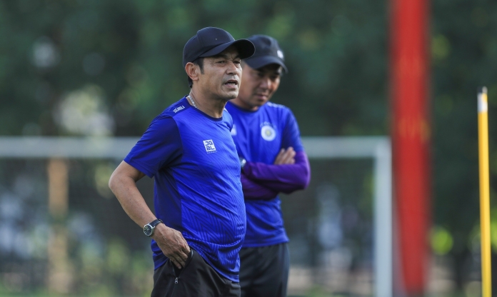 HLV Hà Nội: ‘Không hiểu sao bóng không chui vào lưới HAGL’