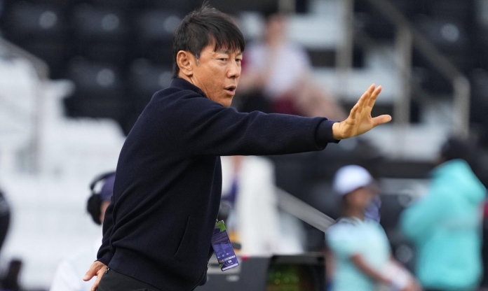 HLV Shin Tae Yong: 'Trọng tài đã biến trận đấu trở thành vở hài kịch'