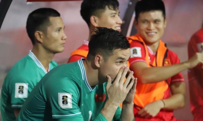 Filip Nguyễn phản ứng ra sao trong ngày dự bị cho Văn Lâm?