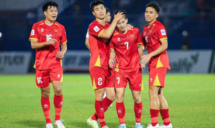 ĐT Việt Nam nhận thưởng hơn 1 tỷ sau trận thắng Lào