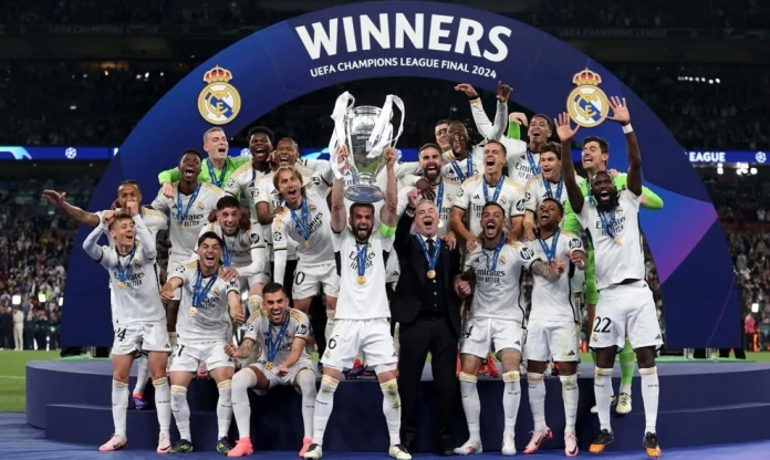 Vỡ oà khoảnh khắc Real Madrid nâng cao cúp vô địch C1 lần thứ 15