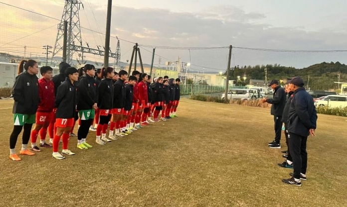 VIDEO: ĐT nữ Việt Nam tập buổi đầu tiên tại Nagoya, Nhật Bản