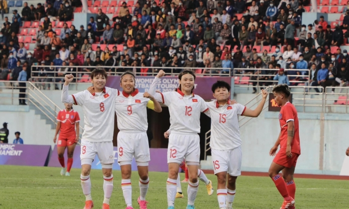 Huỳnh Như đối diện khó khăn ngay khi trở về Việt Nam đá SEA Games