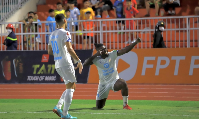 Đại gia V-League thay ngoại binh, quyết lột xác để đua vô địch
