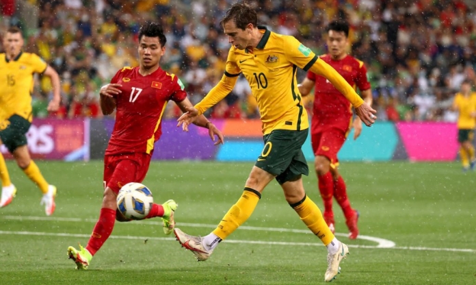 ĐT Việt Nam chốt quân xanh vừa đá World Cup cho HLV Troussier